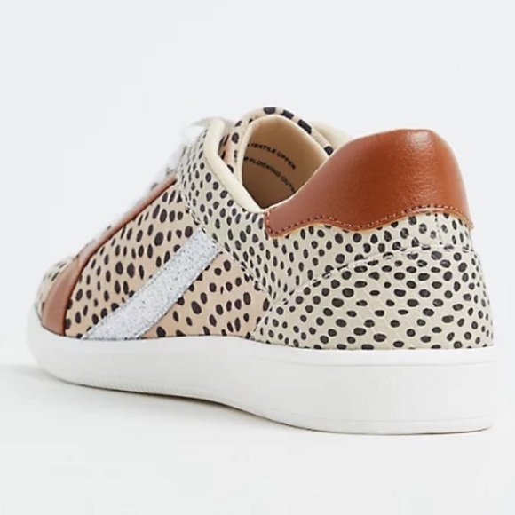 Torrid sz 6.5 Wide NWT - Picture 3 of 7